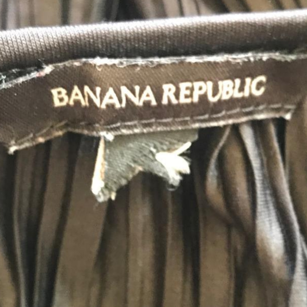 Banana Republic Black Pleated Maxi Dress - Picture 6 of 8